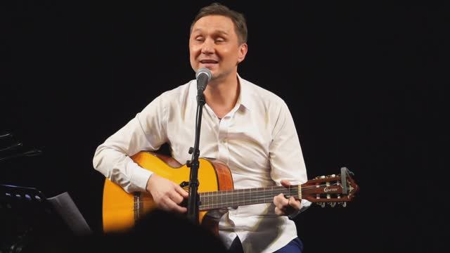 Виталий Ленский. А мне не жаль (авторская).