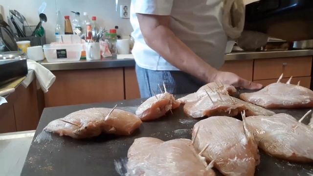 25 й эпизод На рейде Копера=Фаршированная куриная грудка