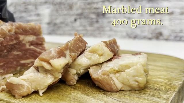 Foodieel  Золотистое мясо в грибном соусе. Восхитительное фрикасе из мяса | Delicious Meat Fricasse