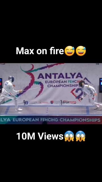 Max Heinzer epee is OP😅 #fencing #sports #shorts  #epeefencing #national