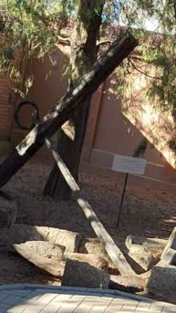 Морской якорь в Азове