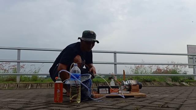 Test turbojet atau turbine jet mini dengan minyak tanah