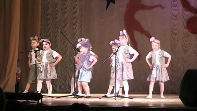 Мышки.  Городской фестиваль художественного творчества. 11.04.2014