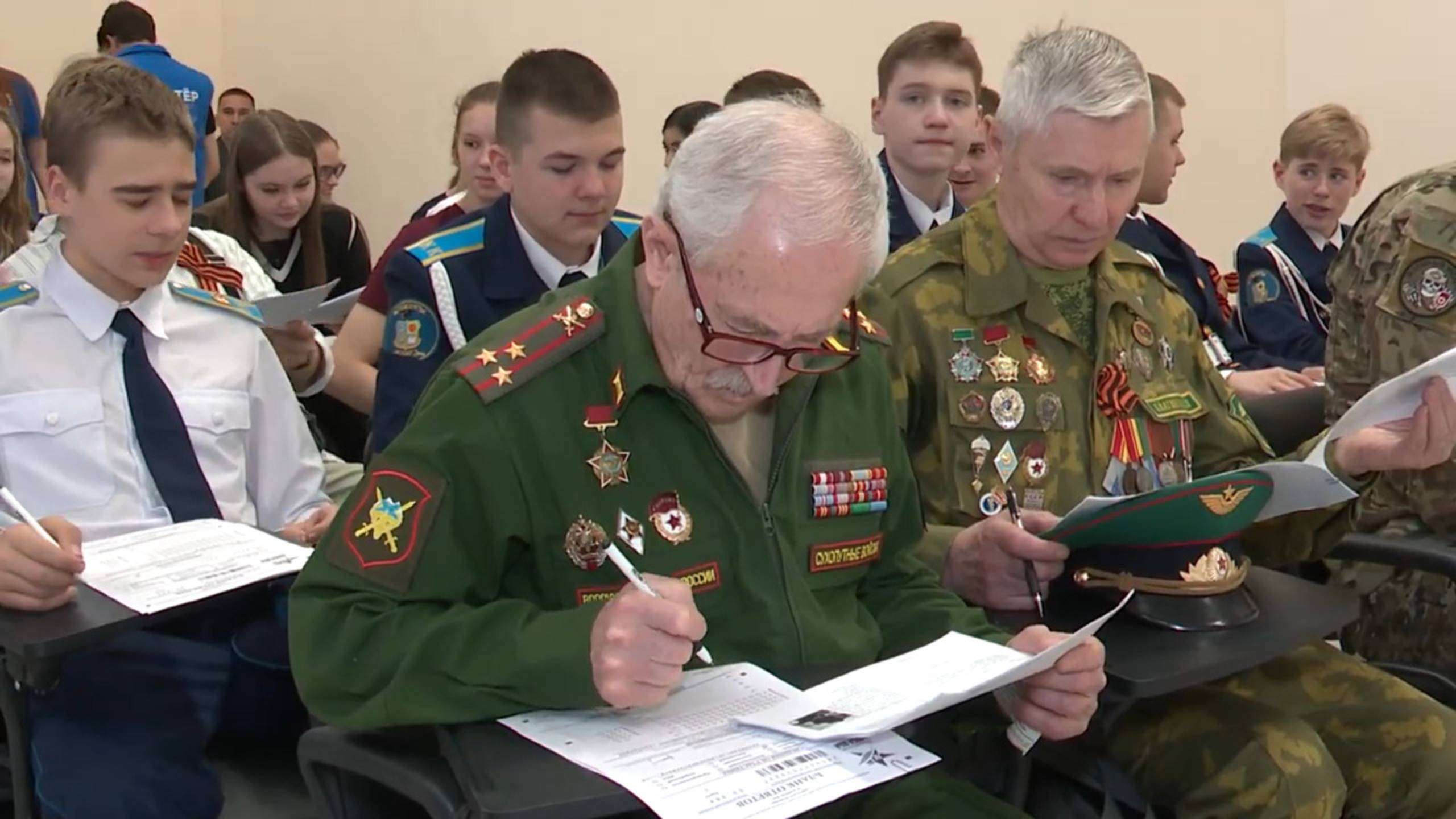 Около 1,5 тысяч жителей Реутова написали «Диктант Победы» 28.04.2025