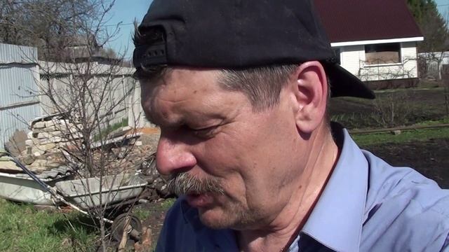 Навожу порядок третий день// Сделал мостик через трубу// Поколол дрова.