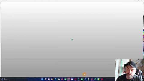 Про логотип - вектор лучше чем png ?