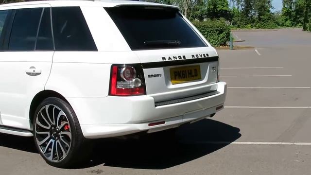 Stunning Range Rover Sport HSE 3.0 SDV6 Automatic. Full service history, HPI clear.