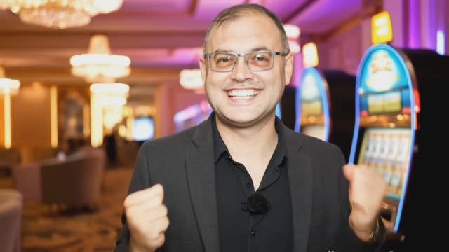 💰 Манипулятор 💰 текст песни А. Казаков Музыка и вокал SUNO.#деньги #money #коррупционер #алчность