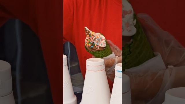 такого мороженное деревенская девочка ещё не пробовала