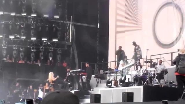 Rita Ora - Poison