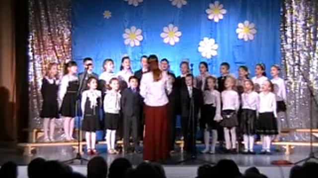 Младший хор на районном хоровом фестивале 2 марта 2008 года