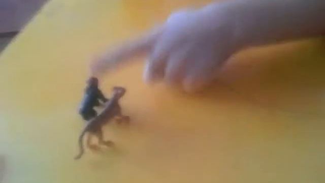 Лопаем шарики с подарками