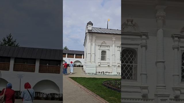 Свято-Введенский Толгский женский монастырь в городе Ярославль