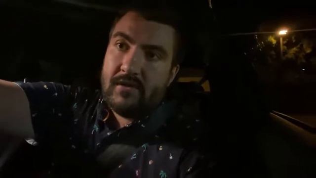 Еду ночью в Тако Белл