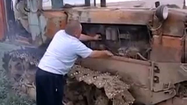 Трактор и коза