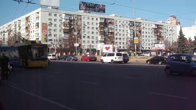 Поглинаючи простір - 15. Київ, біля станції метро "Печерська"