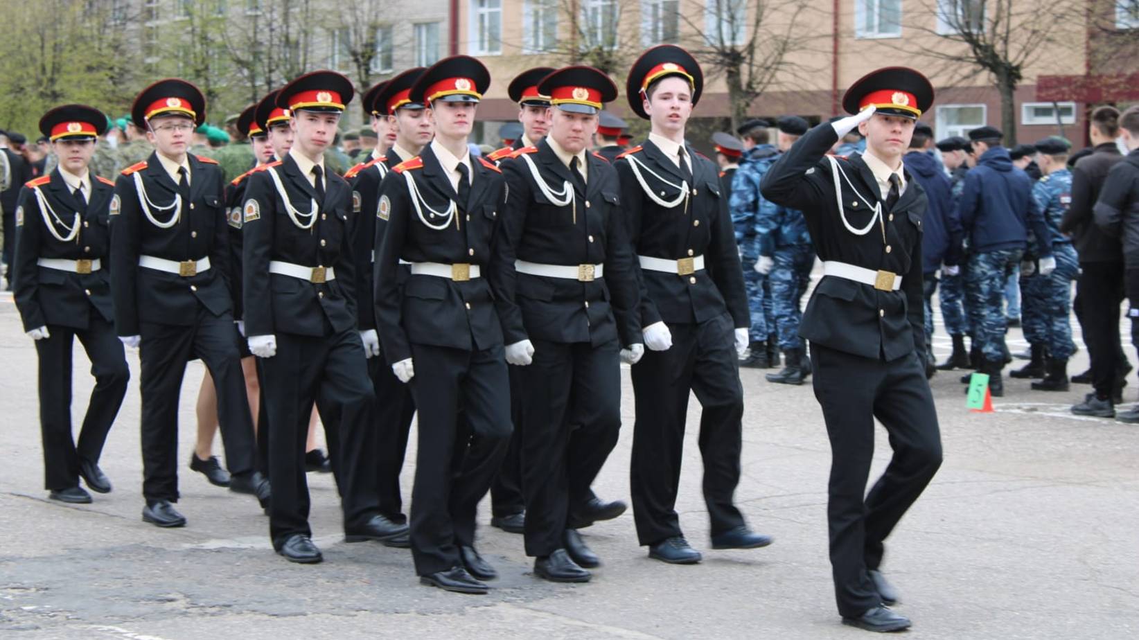 Смотр-конкурс «Ярославский кадет – 2025» собрал более 200 участников