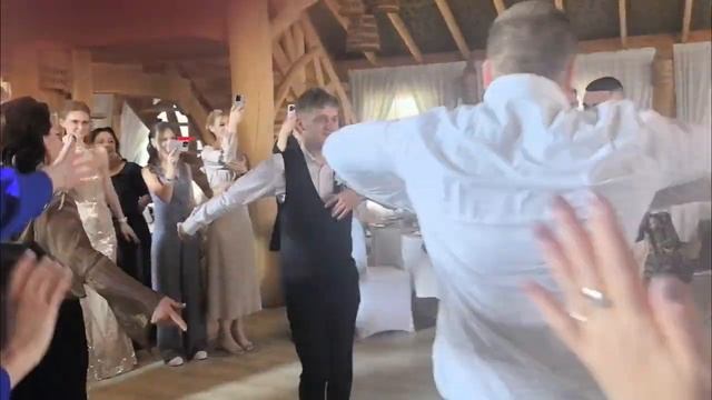Танцуем лезгинку 💃 🔥😄👍👏👏👏.mp4