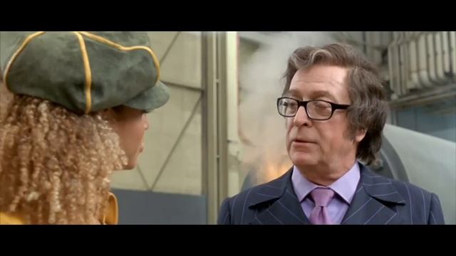 Austin Powers:Goldmember-Your Spy Car Is A Mini?