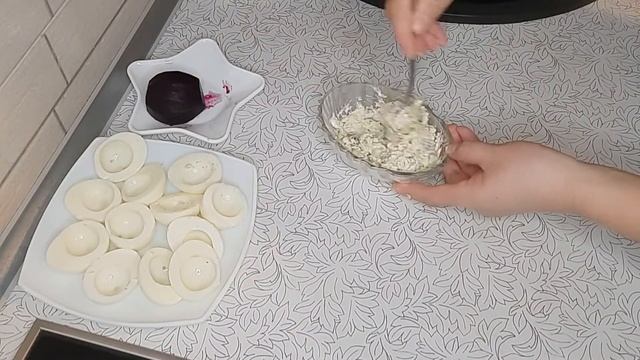 Фаршированные Яйцо/Праздничное блюдо/Вкусно и Просто!