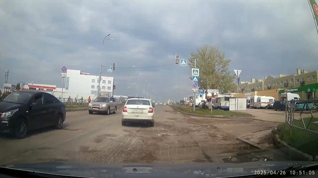 26.04.2025 в 10:51 водитель на автомобиле SKODA RAPID, г/н Х399АО763