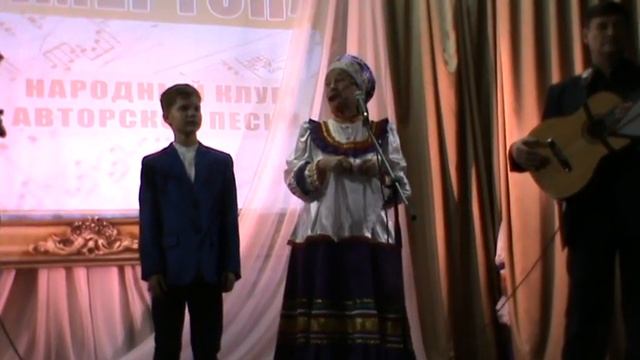Заключительная песня на отчетном концерте НКАП "Камертон"