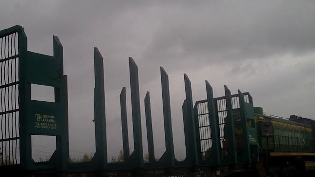 "Снова бегу" Тепловоз ЧМЭ3-4490 готовит тепловоз ТЭМ1-1647 к отправке на Жаровиху