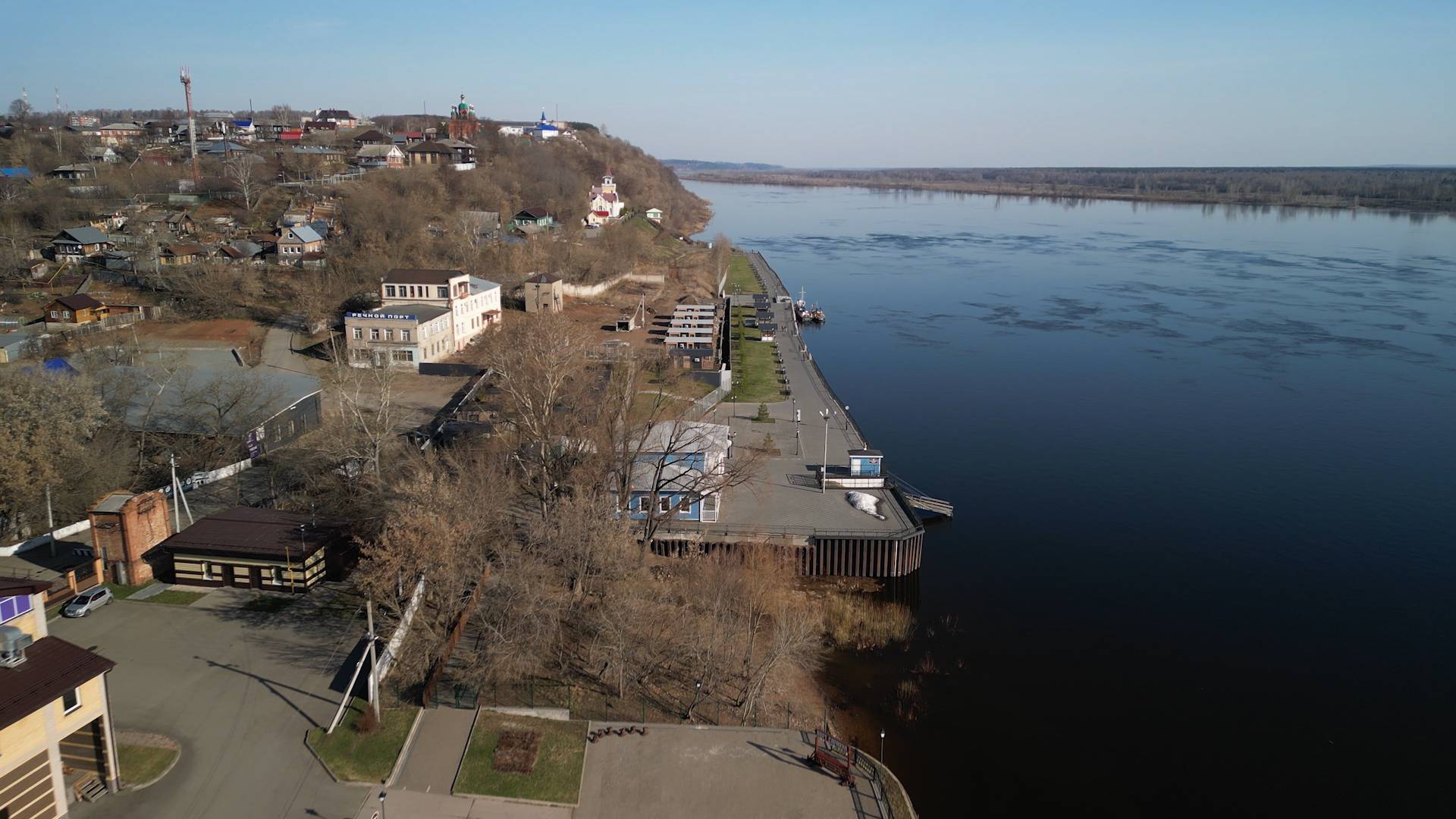 РУБРИКА "С АРХИВНОЙ ПОЛКИ": САРАПУЛЬСКАЯ ПРИСТАНЬ