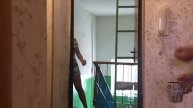 Пранк "Вода" над подругой.