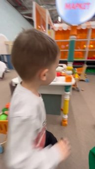 Володя в Авто-сити, Хабаровск, супермаркет