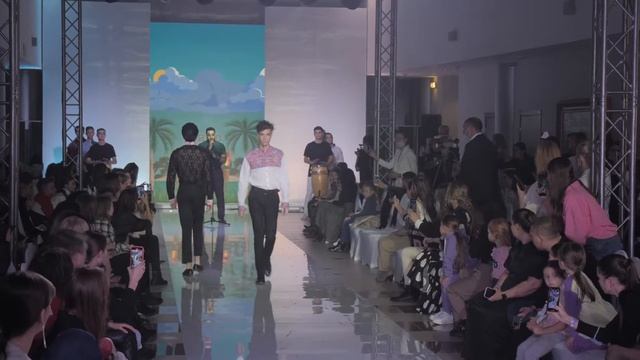 Закрытие недели моды в Казани. Coll. Renessans, показ от модного дома Vardo🌹 AW 21/22