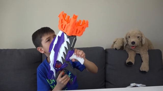 Nerf Alien Menace Ravager Обзор НЕРФ бластера Unboxing, Review & Firing Test by SanSanychTV