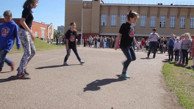2014.05.29 Сабантуй в школе № 158, студия брейк-данса Sense of life