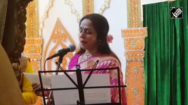 Watch: Hema Malini Sings 'Bhajan' At Vrindavan Temple