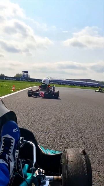 НА ВЫХОДЕ ИЗ ПОВОРОТА. КАРТИНГ. РОТАКС МАКС МИКРО 8+ #danieltrushracing