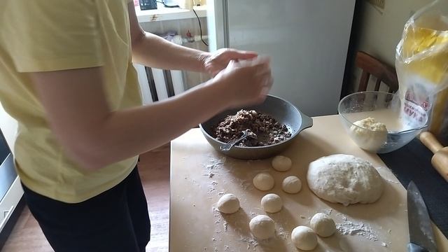 Стряпаем пироги Готовим вместе с Ларисой