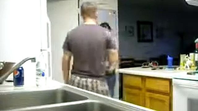 Жеский прикол над женой