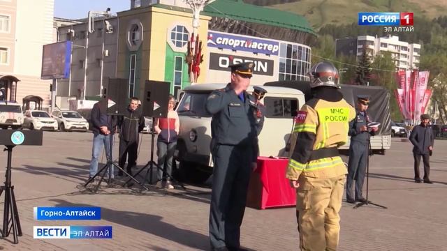 На центральной площади Горно-Алтайска состоялся торжественный развод