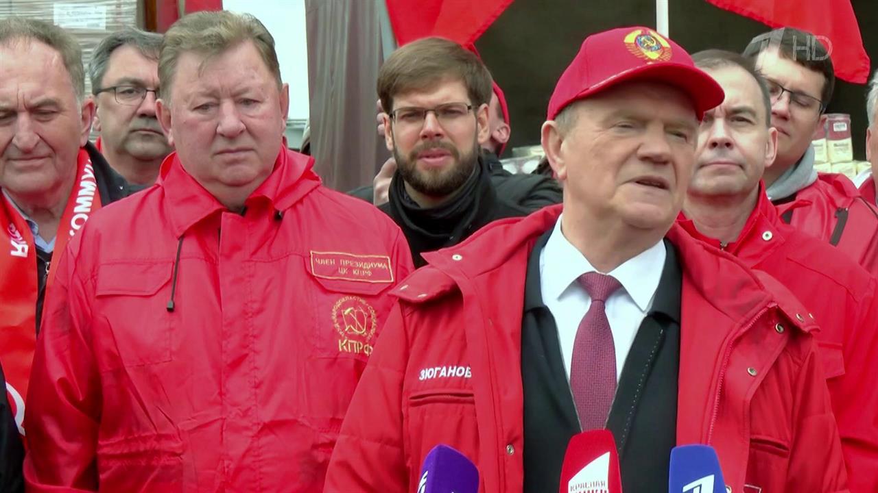 Партия КПРФ отправила на фронт самое необходимое военным