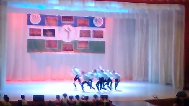 Хип хоп. Девушки круто танцуют
