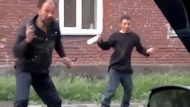ПРИКОЛ 2 бомжа алкаша