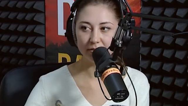 Знай Наших - Анюта Славская и Макс Лоренс