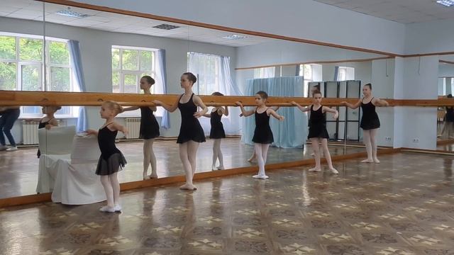 Звітний урок. Ballet Class_Kyiv 2023_Молодший клас 7-12 років