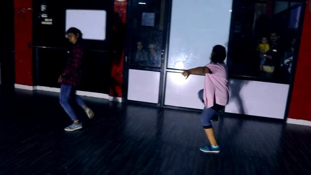 Aankh Marey - Neha Kakkar,Mika Singh & Kumar Sanu | Regular Class Video | KRAZY STEPS DANCE ZONE