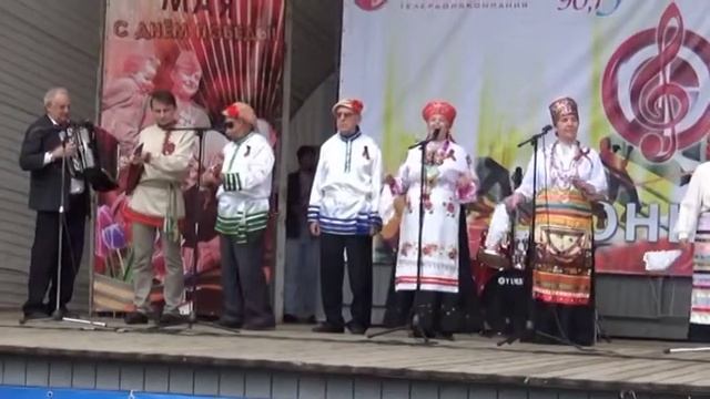 Гармонисты отмечают праздник.Съемка Владимира Ланских.