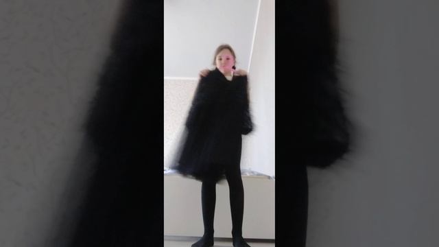 костюм уэнсдей.