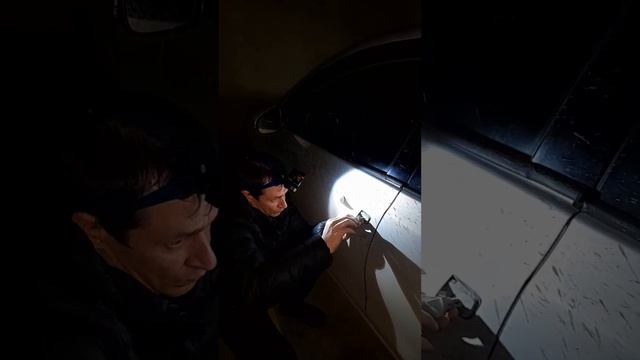 Как открыть автомобиль, Фольксваген гольф. Без повреждений замка и кузова.