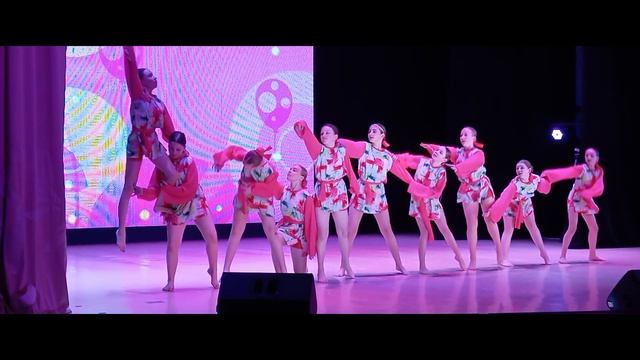Экспрессия дэнс