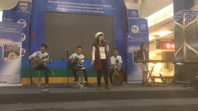 Kaira band-Rumah Kita (God Bless Cover)