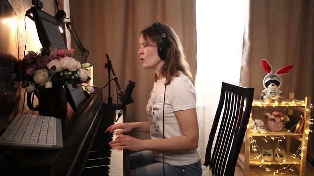 🎞️✂️🎼🎹🎤👩🔊 2025 04 02 Song1 Piano  Pianistka Katrine [Песни] (песни со Стримов)
